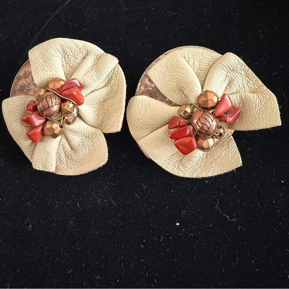 Vintage Leather & Bead Clip-On Earrings – Beige & Red Tones